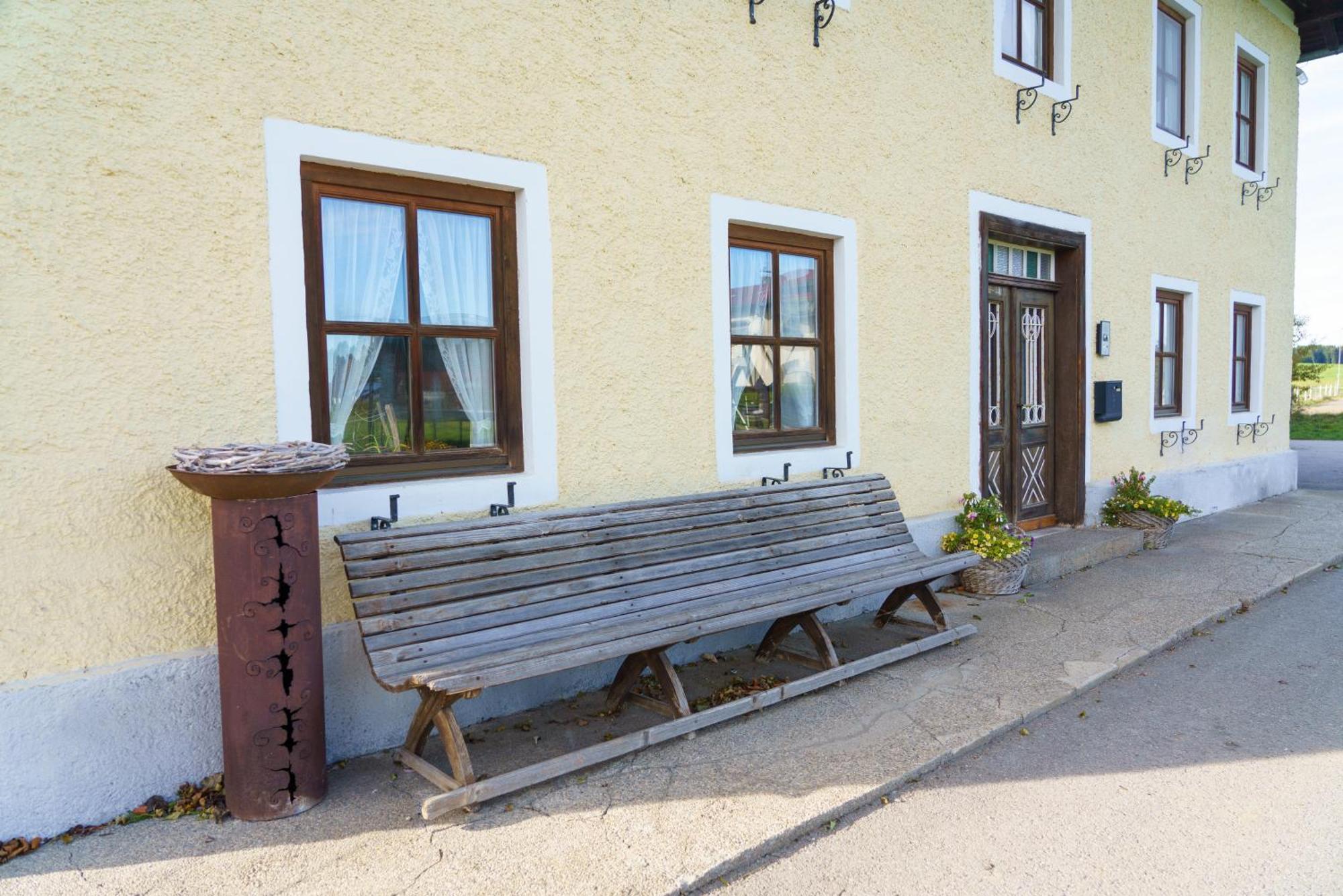 Private Escape - Ideal For Up To 8 Guests Holiday home Seeham