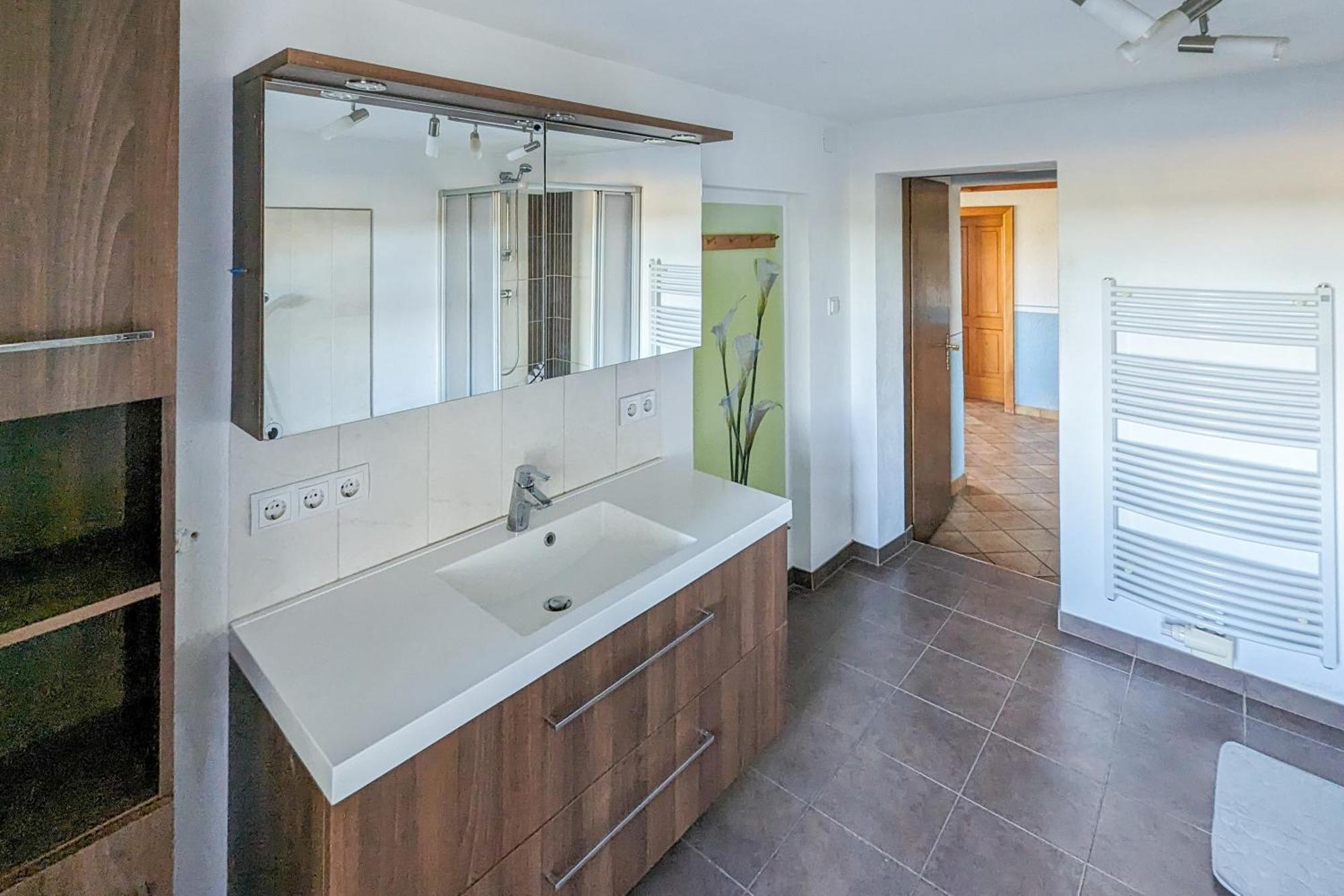 Holiday home Private Escape - Ideal For Up To 8 Guests